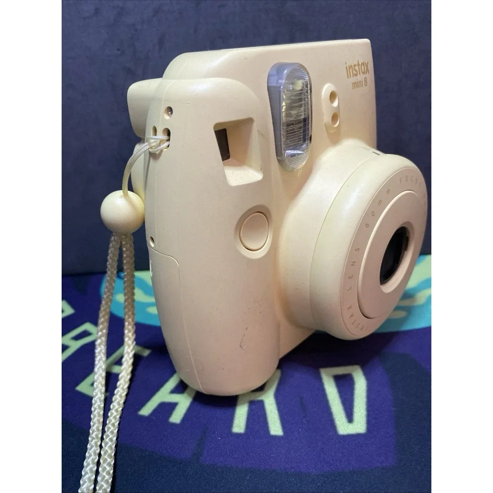 Fujifilm instax mini 8 Instant Camera Yellow  Rare Nice D3